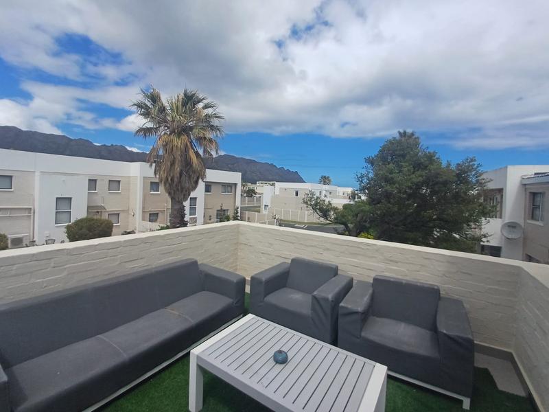 3 Bedroom Property for Sale in Gordons Bay Western Cape